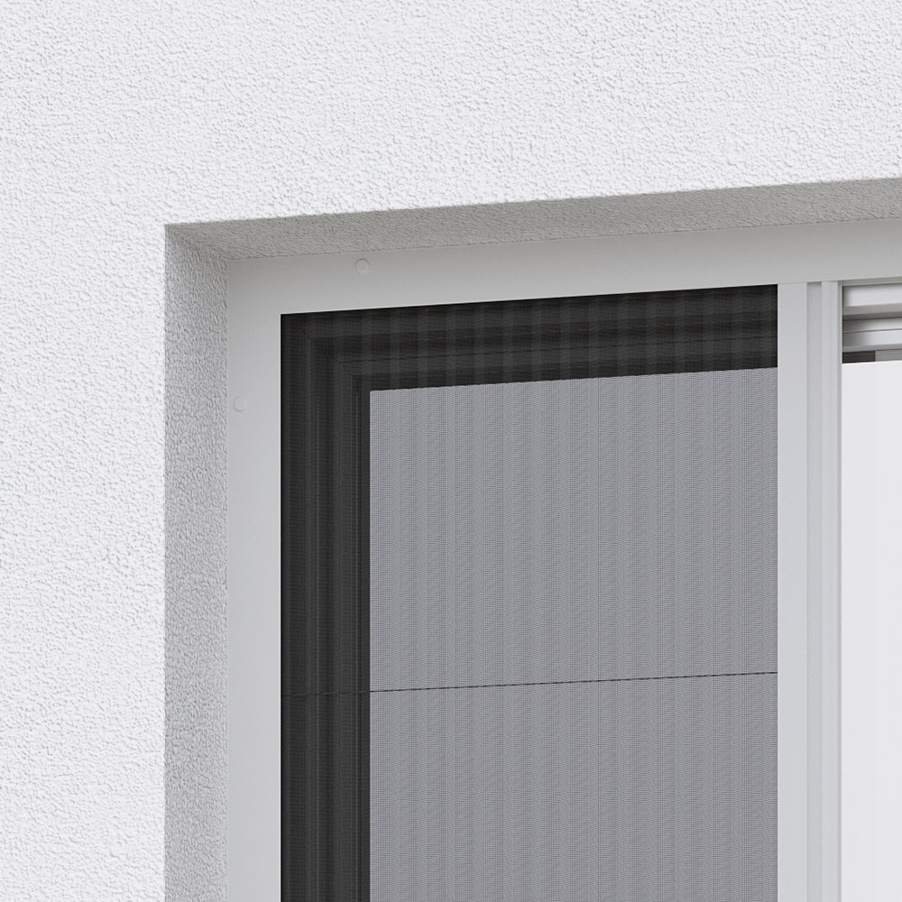 Sobre el marco fijo de la puerta