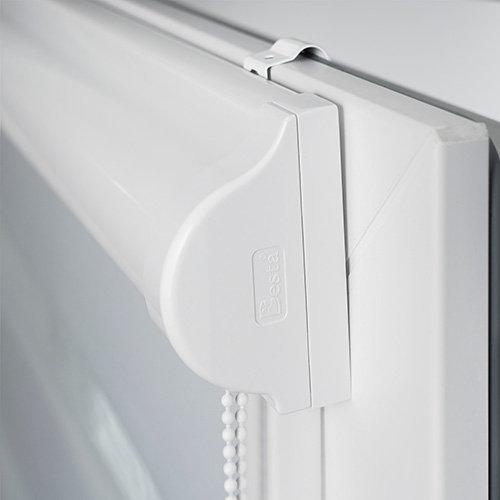 Fijación con enganches de sujeción sin taladro