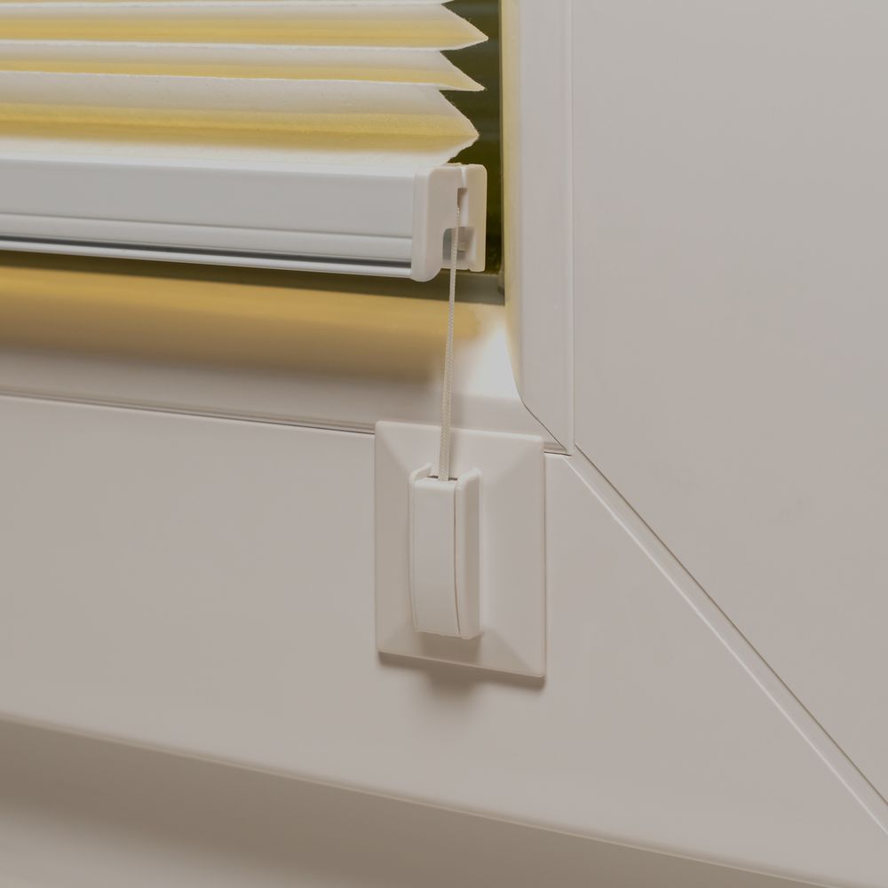 Placa adhesiva con soporte de sujeción